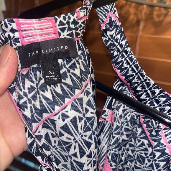 Navy blue and pink shell top - Picture 2 of 4